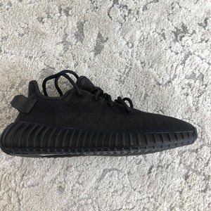 Brand new Adidas Yeezy Boost 350 V2 'Mono Cinder'